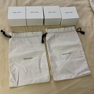 Mejuri Packaging Boxes & bags